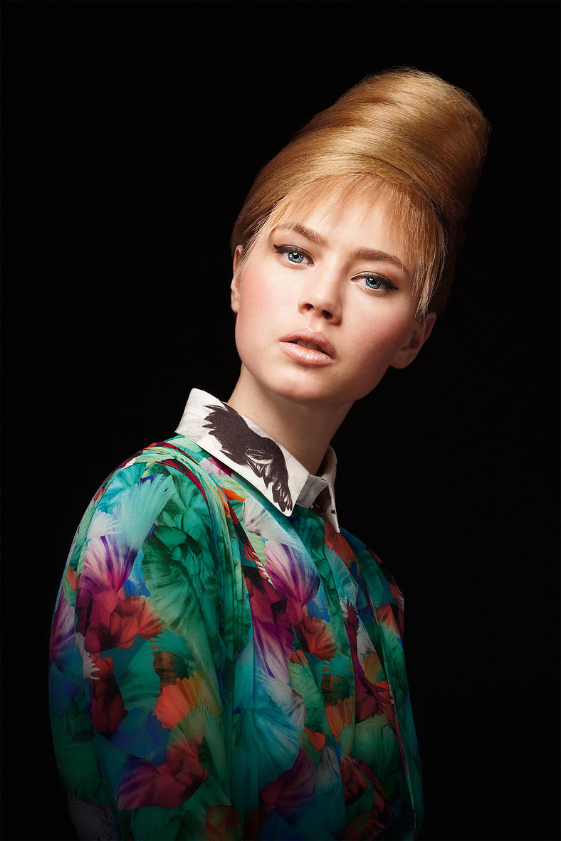 Hair: Q Hair // Make up: Piia Hiltunen / Inka Laitinen // Style: Mirkka Metsola-Ekberg 